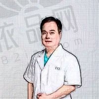 闫立新